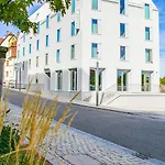 Bergamo Modern & Zentral In 24h Check In 3 Min Zum Schloss Nachhaltiges In Holzbauweise Hotel 3*
