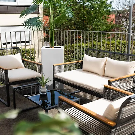 Bergamo Modern & Zentral In 24h Check In 3 Min Zum Schloss Nachhaltiges In Holzbauweise Hotel