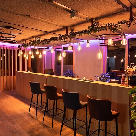 Bergamo Modern & Zentral In 24h Check In 3 Min Zum Schloss Nachhaltiges In Holzbauweise