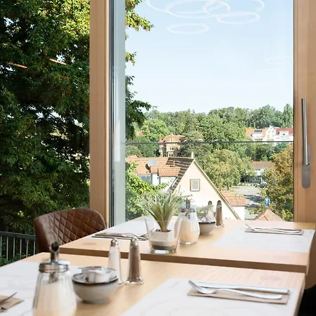 Hotel Bergamo Modern & Zentral In 24h Check In 3 Min Zum Schloss Nachhaltiges In Holzbauweise