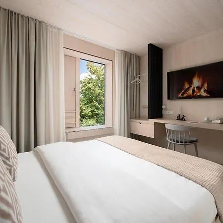 Bergamo Modern & Zentral In 24h Check In 3 Min Zum Schloss Nachhaltiges In Holzbauweise Hotell Ludwigsburg