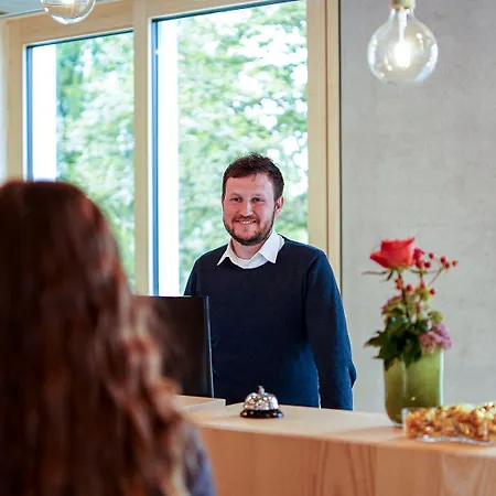 Hotel Bergamo Modern & Zentral In 24h Check In 3 Min Zum Schloss Nachhaltiges In Holzbauweise 3*