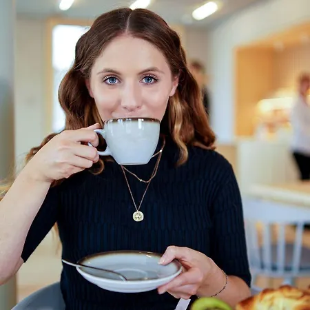 Bergamo Modern & Zentral In 24h Check In 3 Min Zum Schloss Nachhaltiges In Holzbauweise