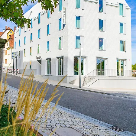 Bergamo Modern & Zentral In 24h Check In 3 Min Zum Schloss Nachhaltiges In Holzbauweise Hotel 3*