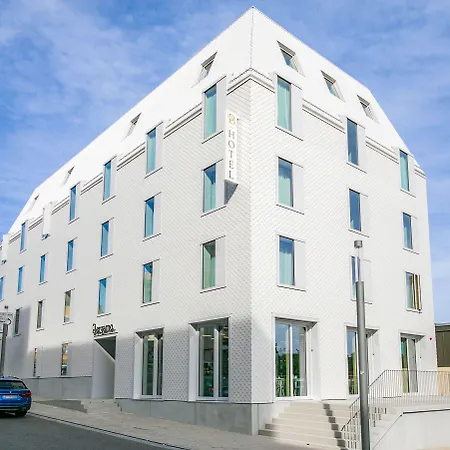 Bergamo Modern & Zentral In 24h Check In 3 Min Zum Schloss Nachhaltiges In Holzbauweise Hotel