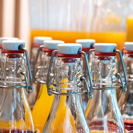 Bergamo Modern & Zentral In 24h Check In 3 Min Zum Schloss Nachhaltiges In Holzbauweise Hotel 3*