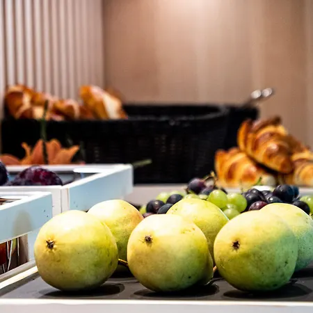 فندق Bergamo Modern & Zentral In 24h Check In 3 Min Zum Schloss Nachhaltiges In Holzbauweise 3*