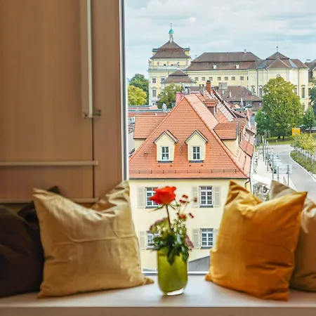 Bergamo Modern & Zentral In 24h Check In 3 Min Zum Schloss Nachhaltiges In Holzbauweise 3*