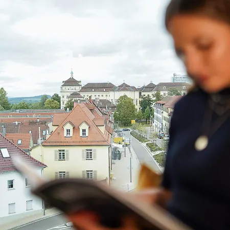 Bergamo Modern & Zentral In 24h Check In 3 Min Zum Schloss Nachhaltiges In Holzbauweise Ludwigsburg