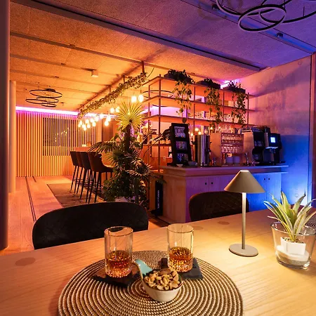 Bergamo Modern & Zentral In 24h Check In 3 Min Zum Schloss Nachhaltiges In Holzbauweise فندق لودفيغسبرغ